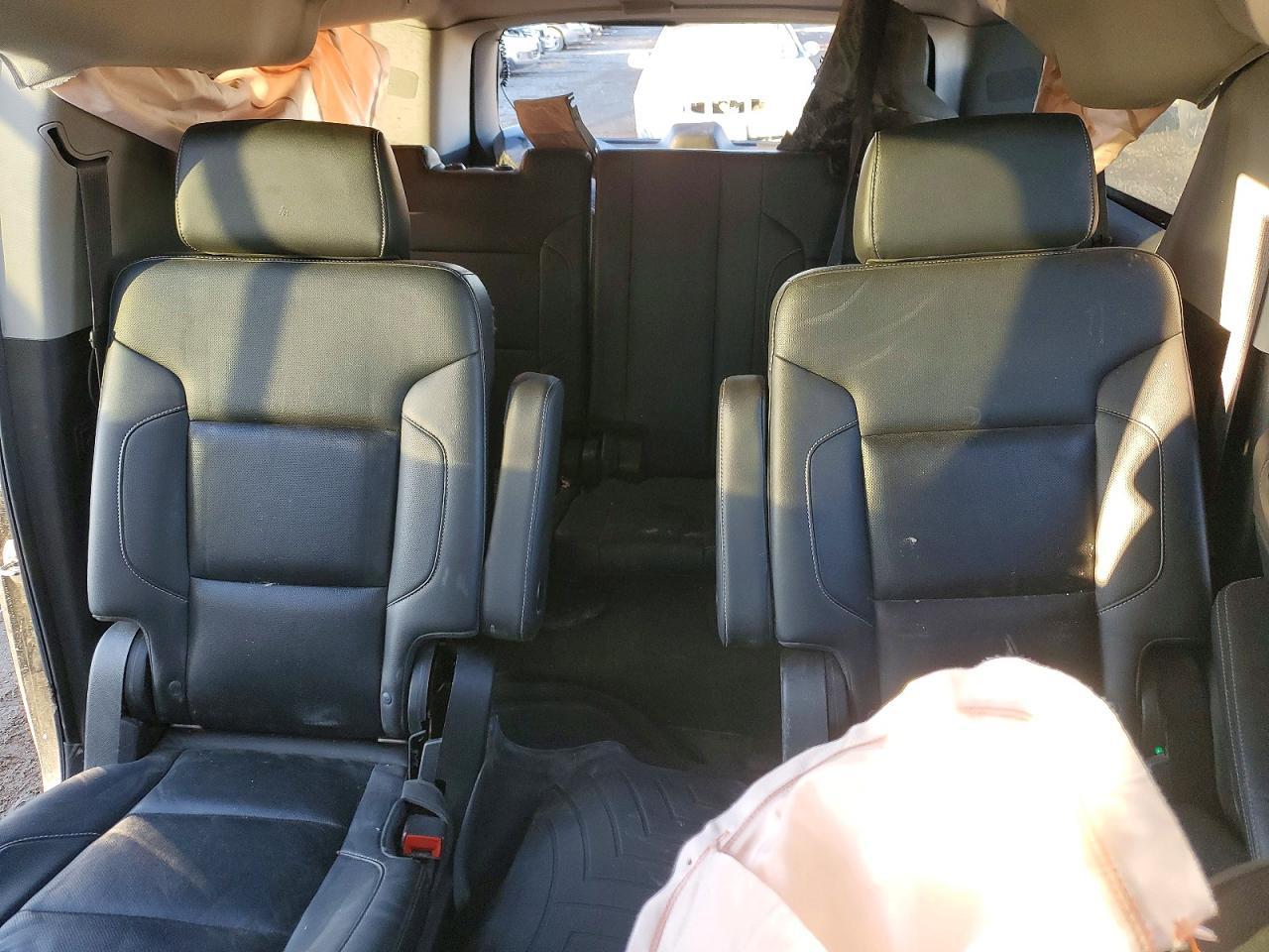 2015 CHEVROLET Suburban