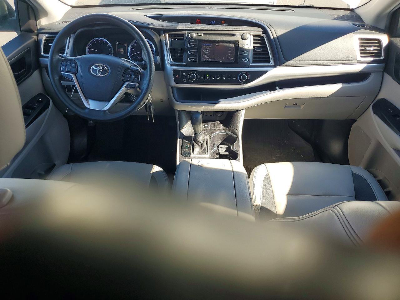 2019 TOYOTA HIGHLANDER