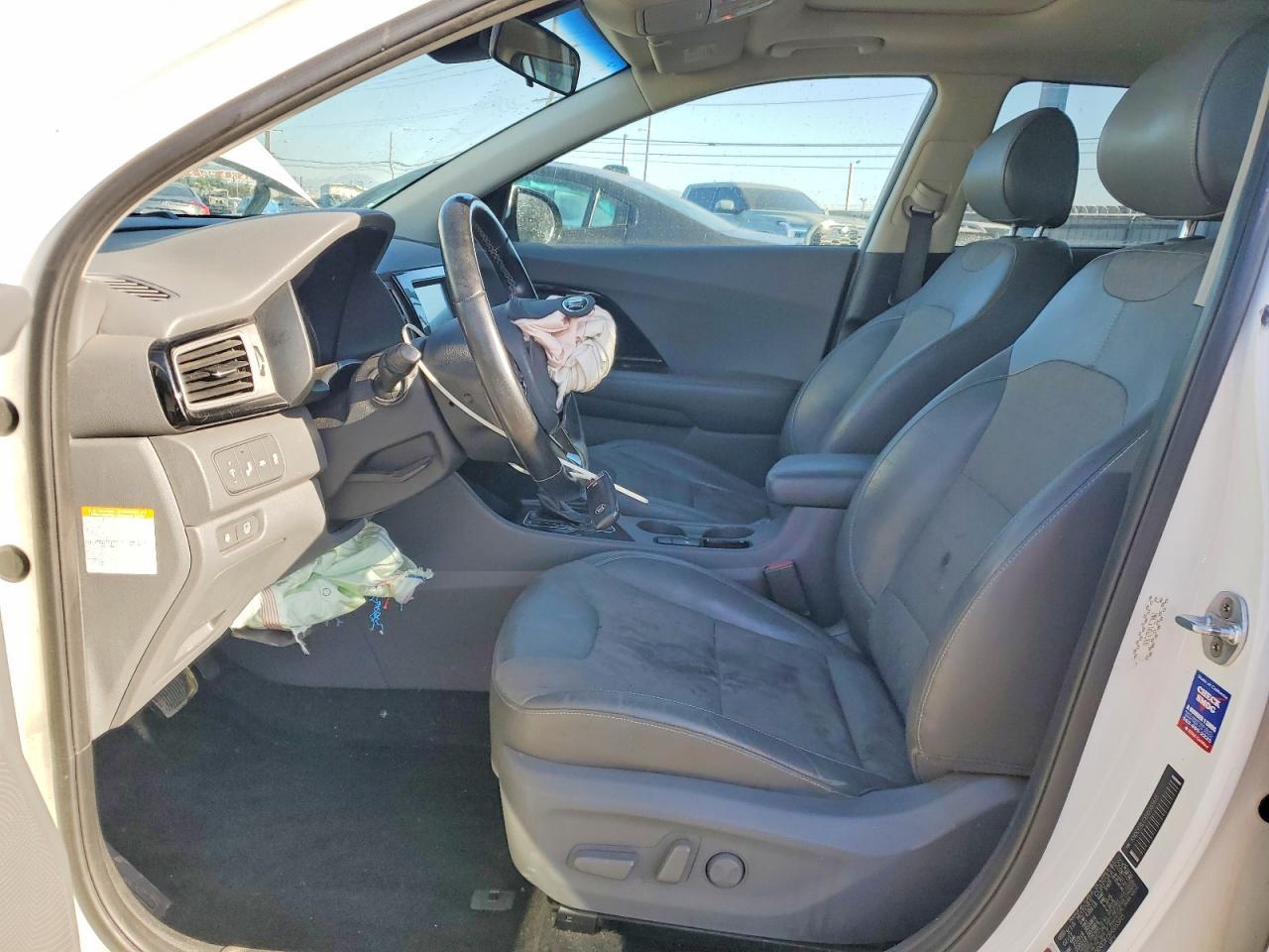2017 KIA Niro