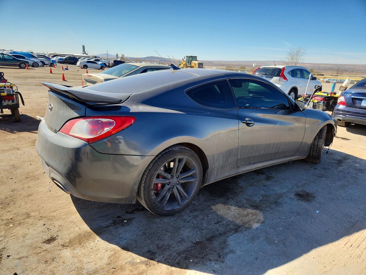 2010 HYUNDAI GENESIS
