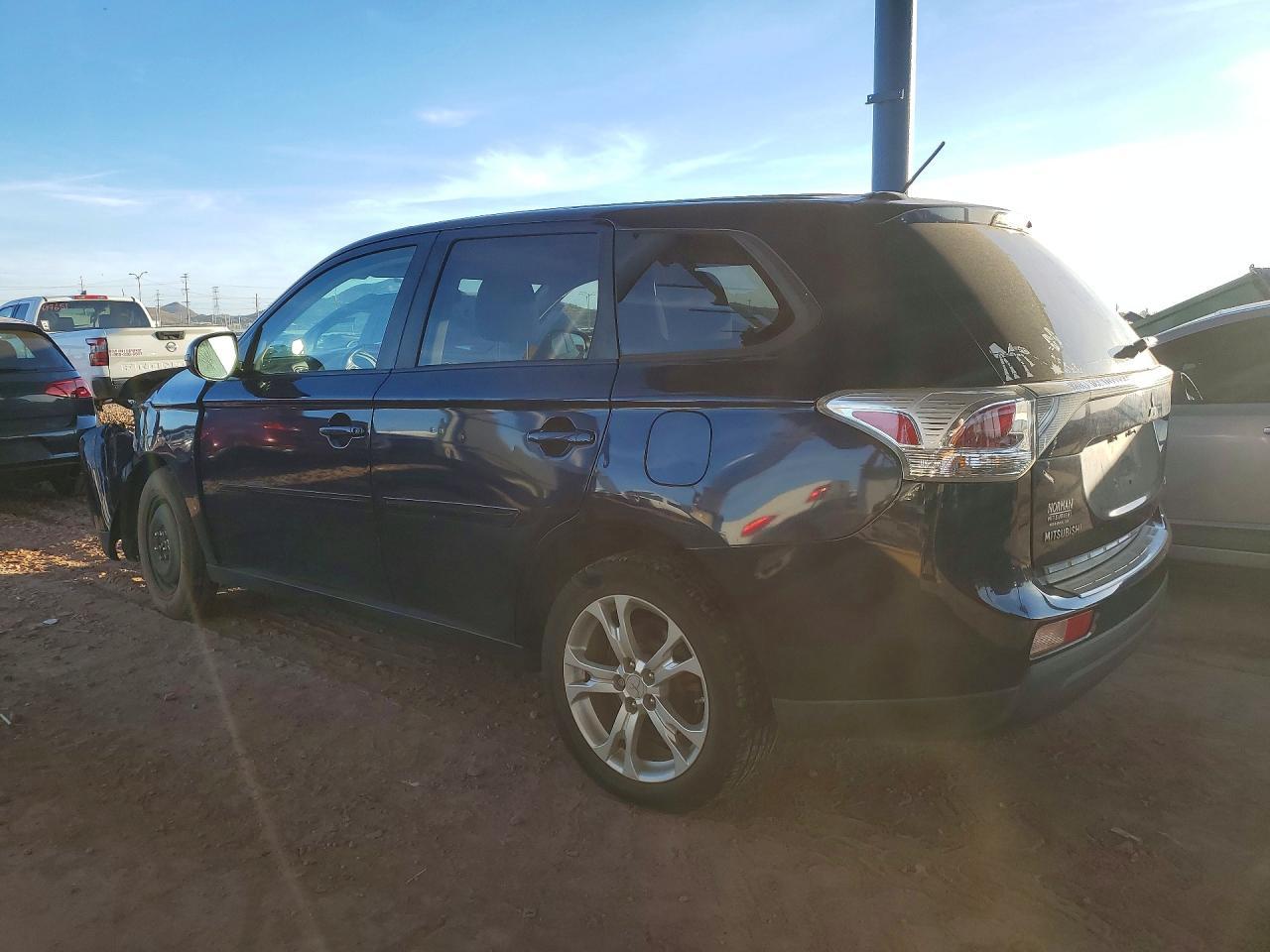 2014 MITSUBISHI outlander