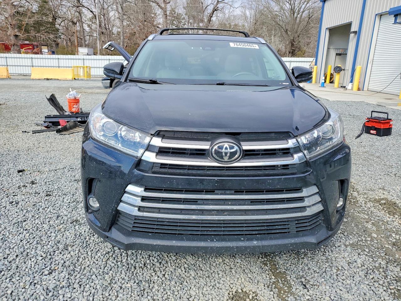 2019 TOYOTA HIGHLANDER