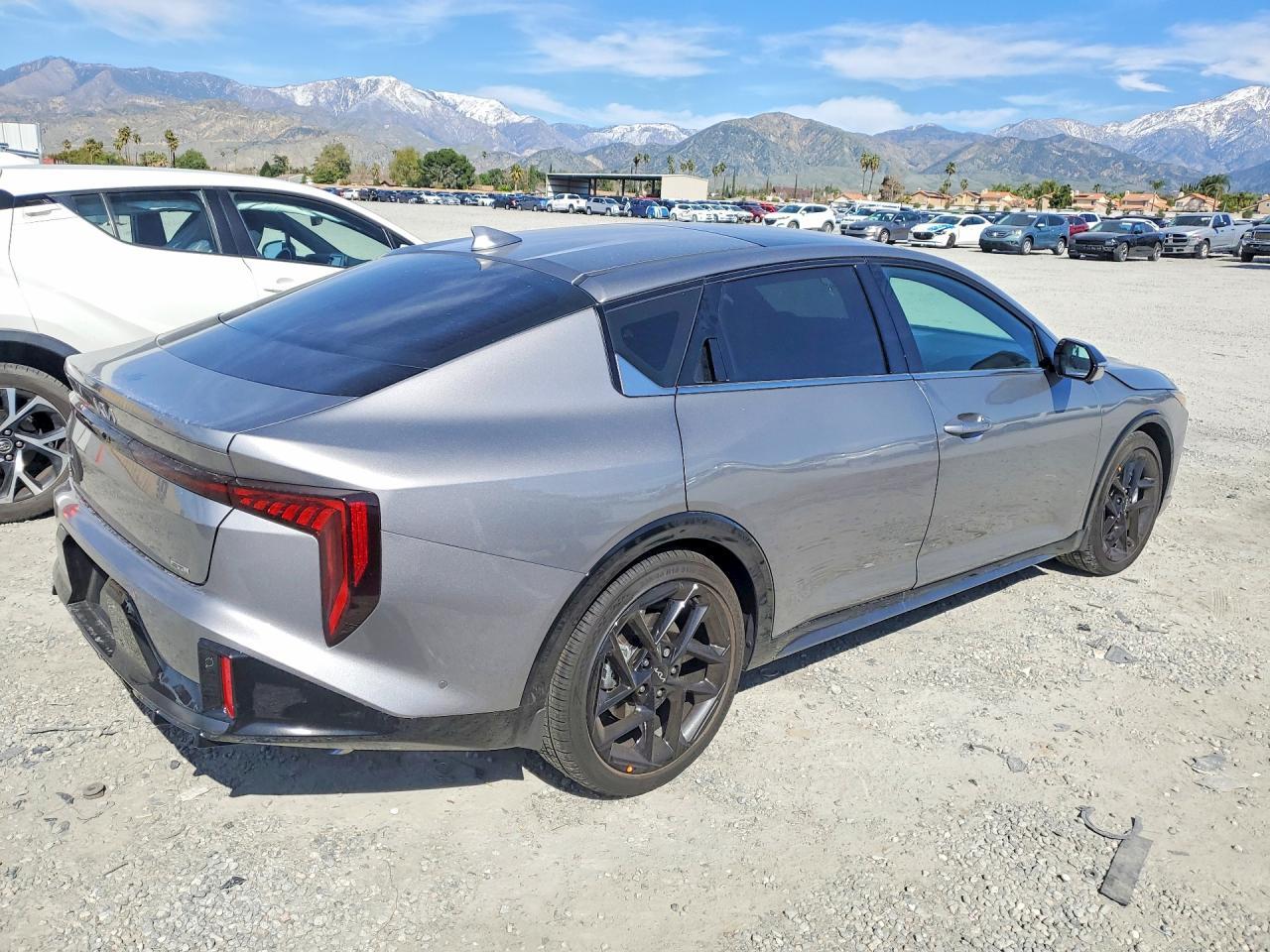 2025 KIA K4