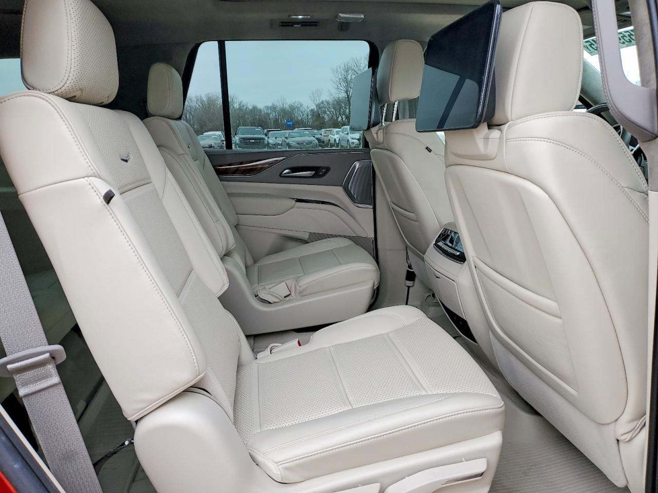 2023 CADILLAC ESCALADE