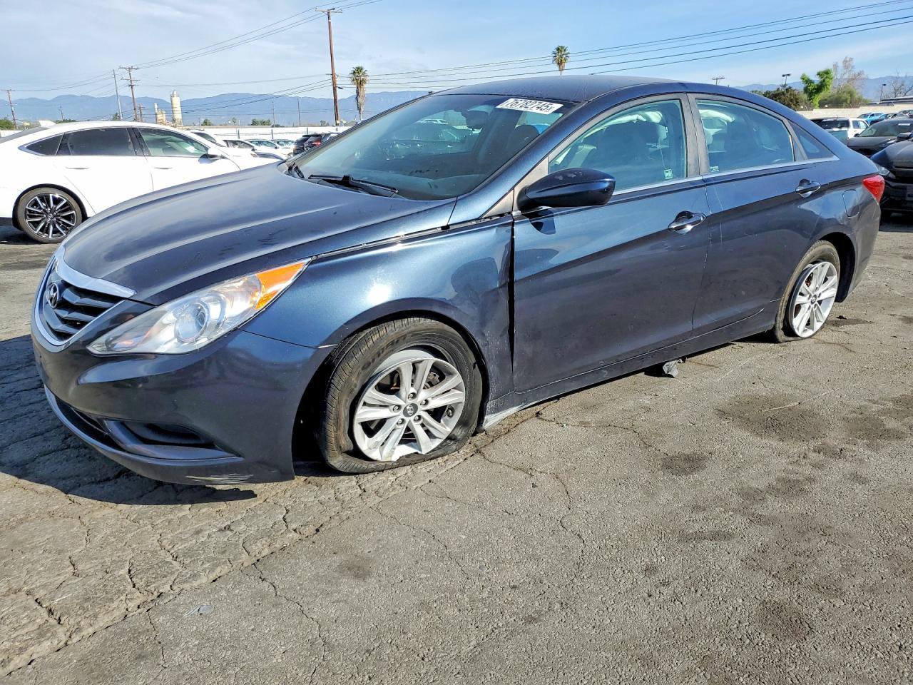 2013 HYUNDAI SONATA