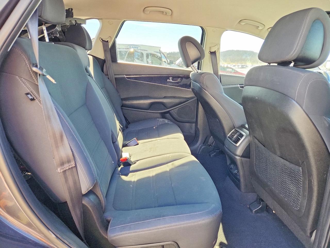 2016 KIA SORENTO
