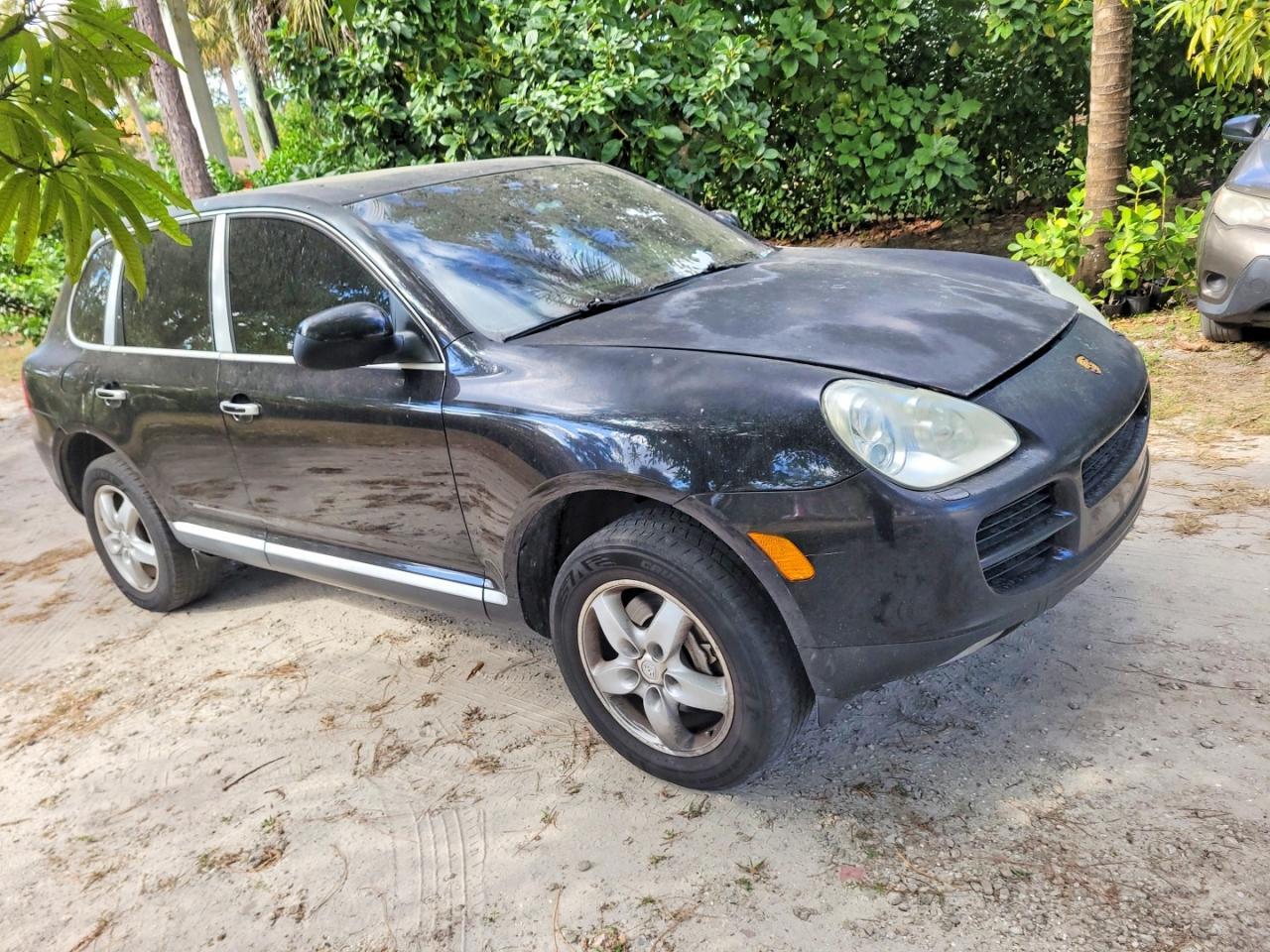 2004 PORSCHE CAYENNE