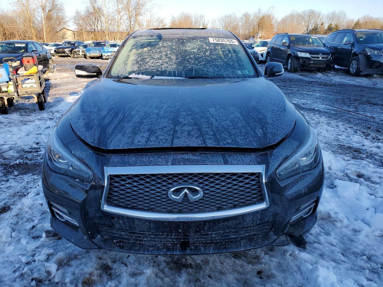 2017 INFINITI Q50