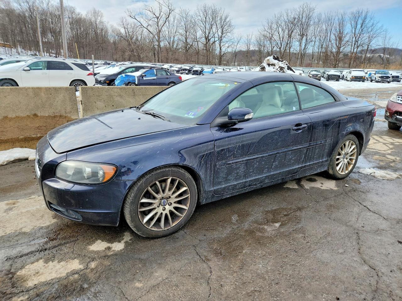 2009 VOLVO C70