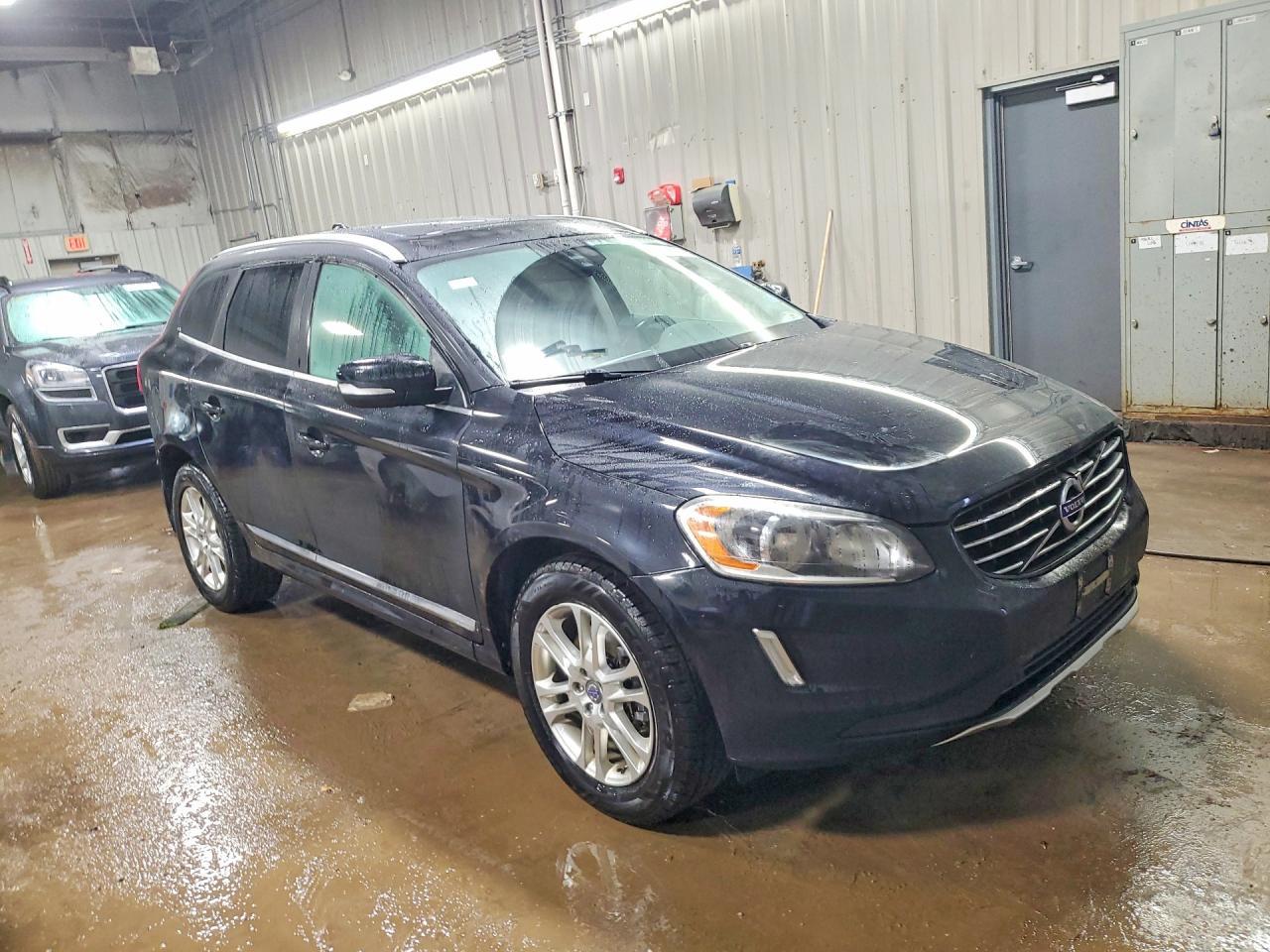 2014 VOLVO XC60