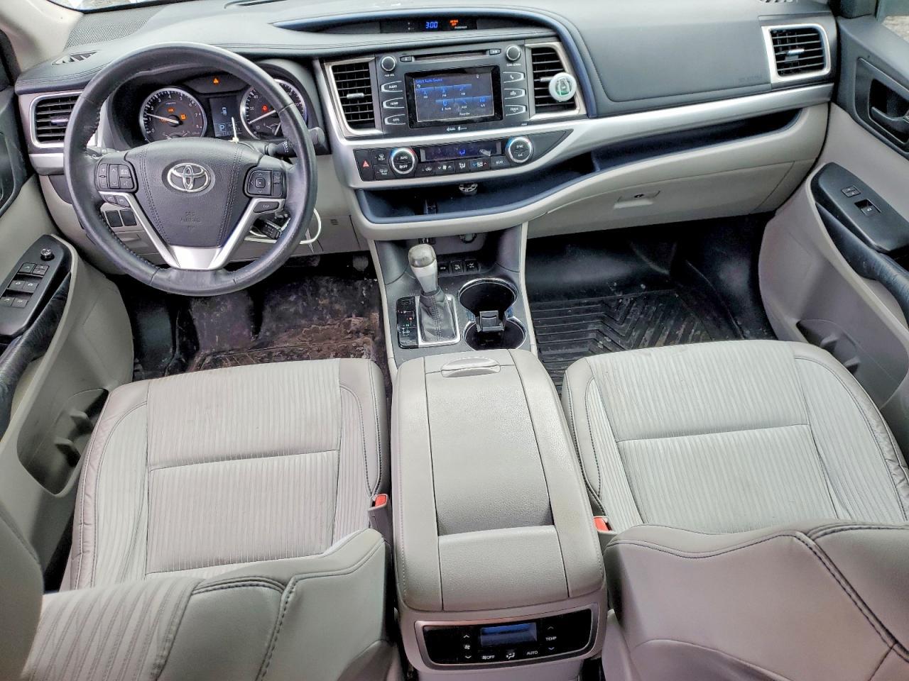 2015 TOYOTA HIGHLANDER