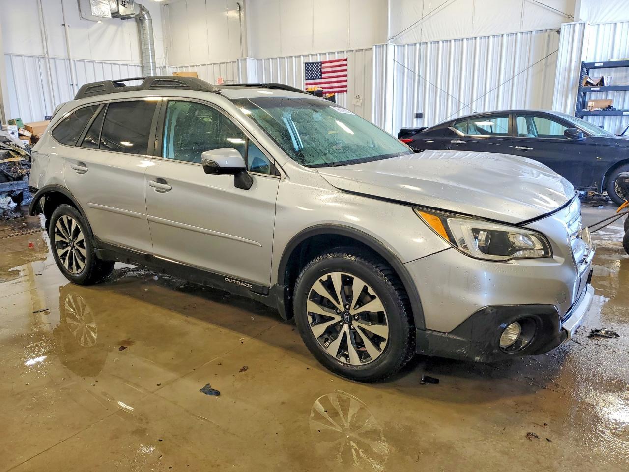 2015 SUBARU Outback