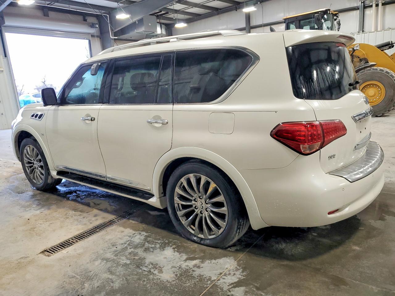 2015 INFINITI QX80