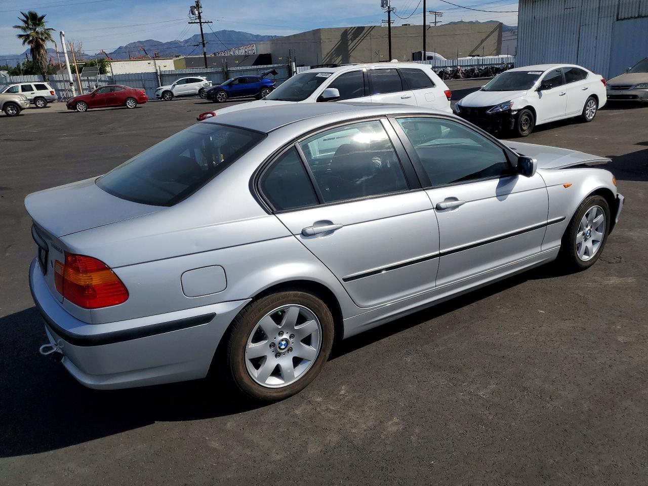 2002 BMW 3 SERIES