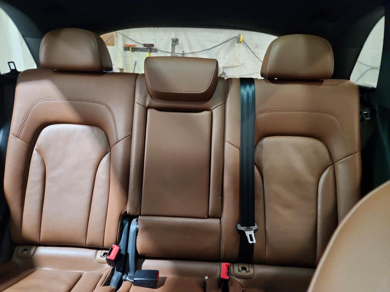 2012 AUDI Q5