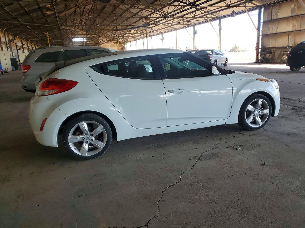 2015 HYUNDAI VELOSTER