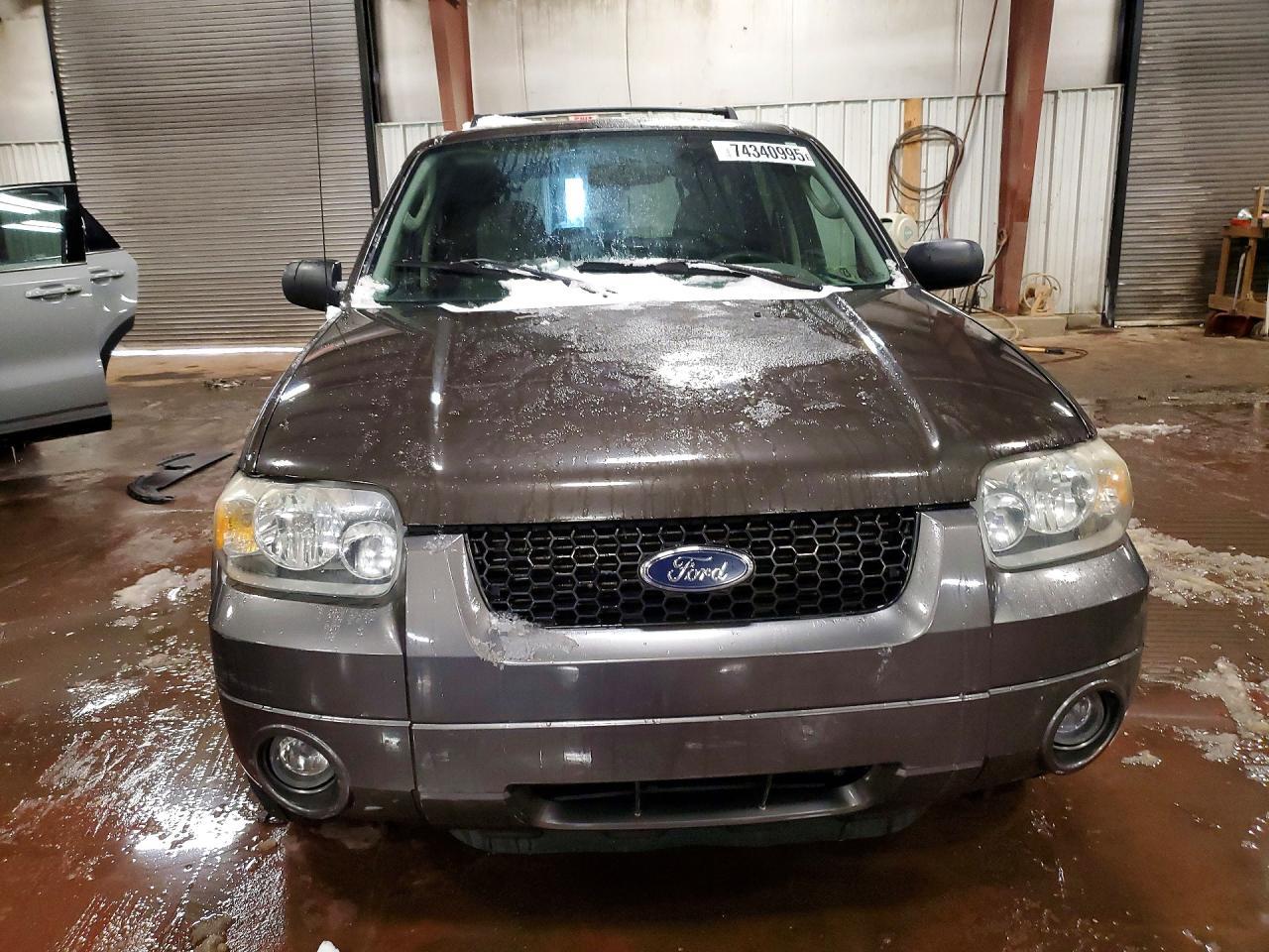 2006 FORD ESCAPE