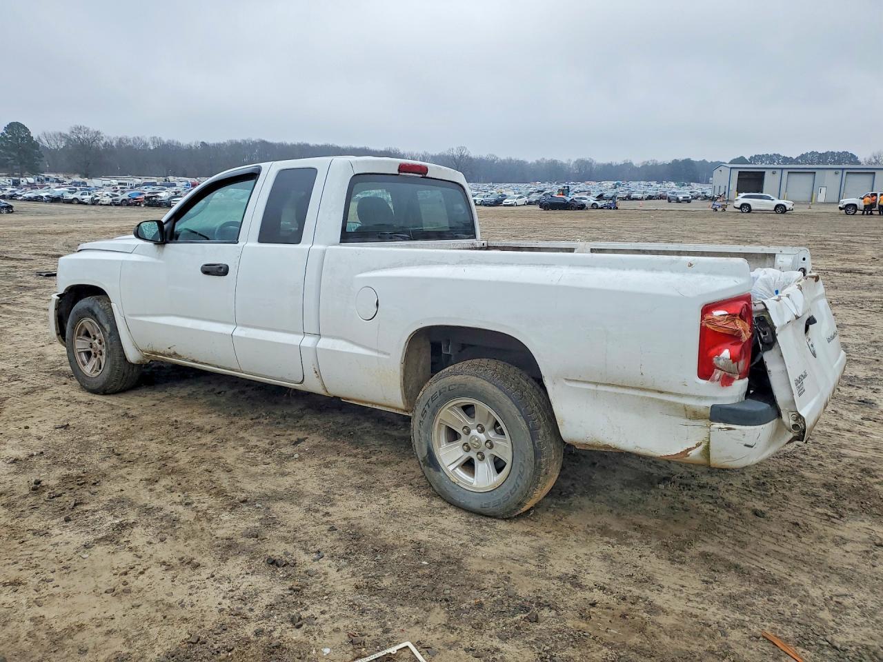 2011 DODGE Dakota