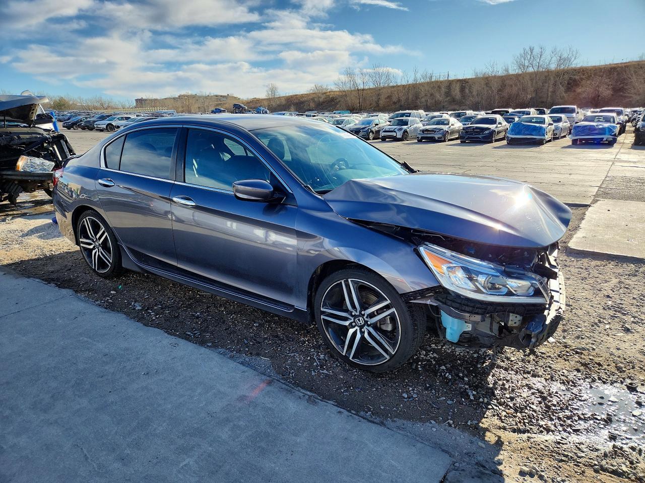 2017 HONDA ACCORD