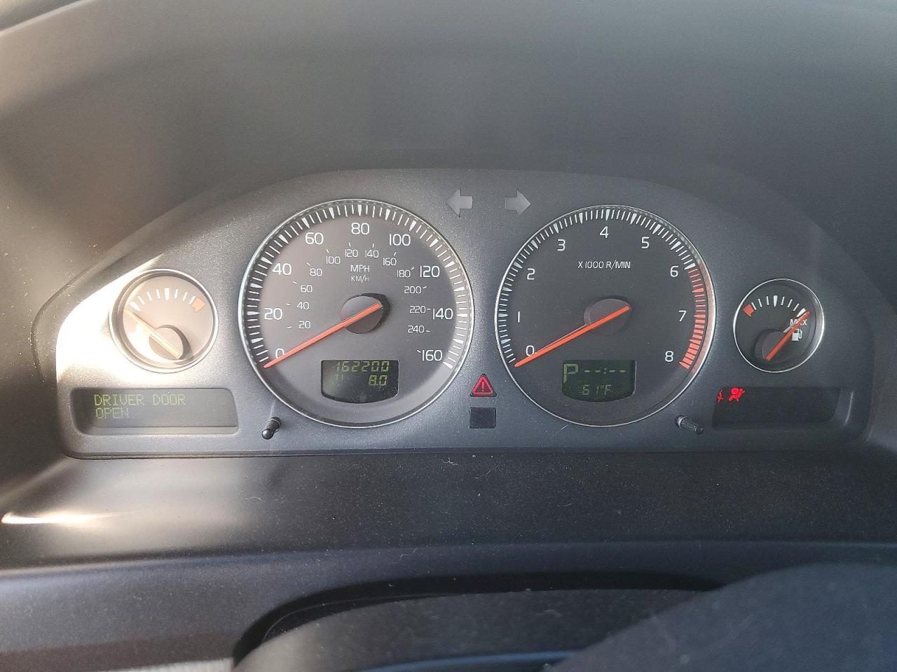 2004 VOLVO S60