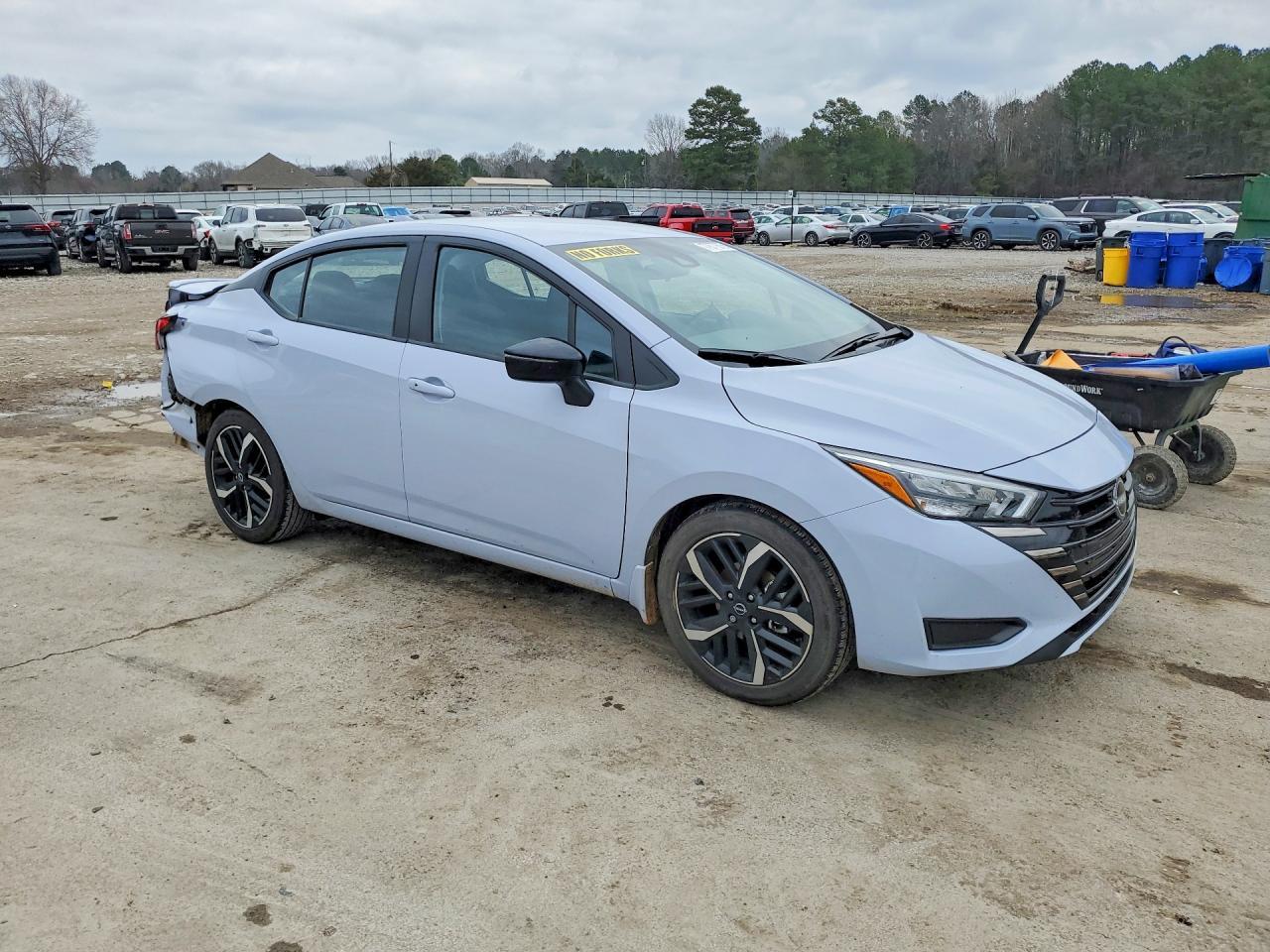 2024 NISSAN VERSA