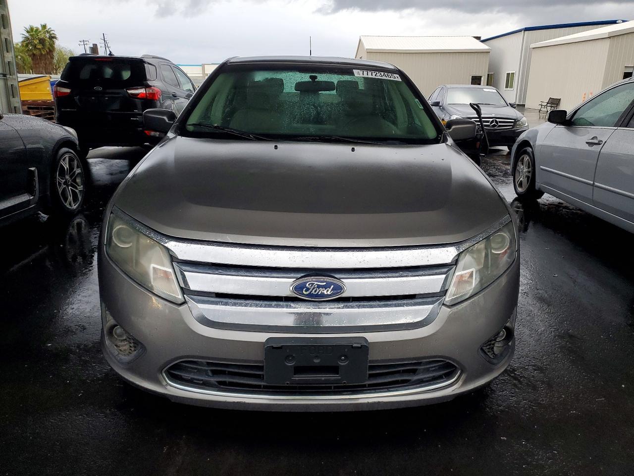 2011 FORD FUSION