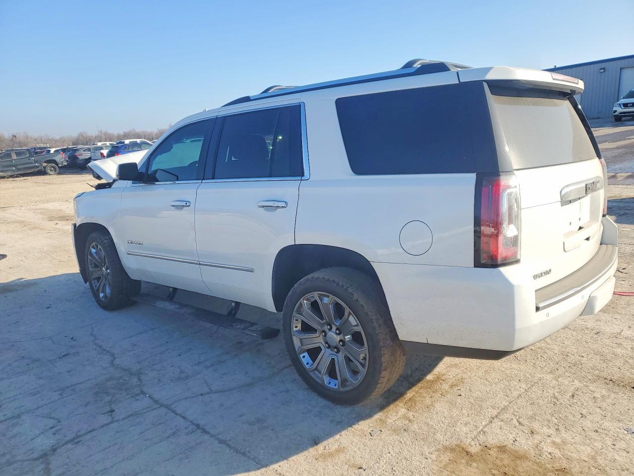 2016 GMC Yukon