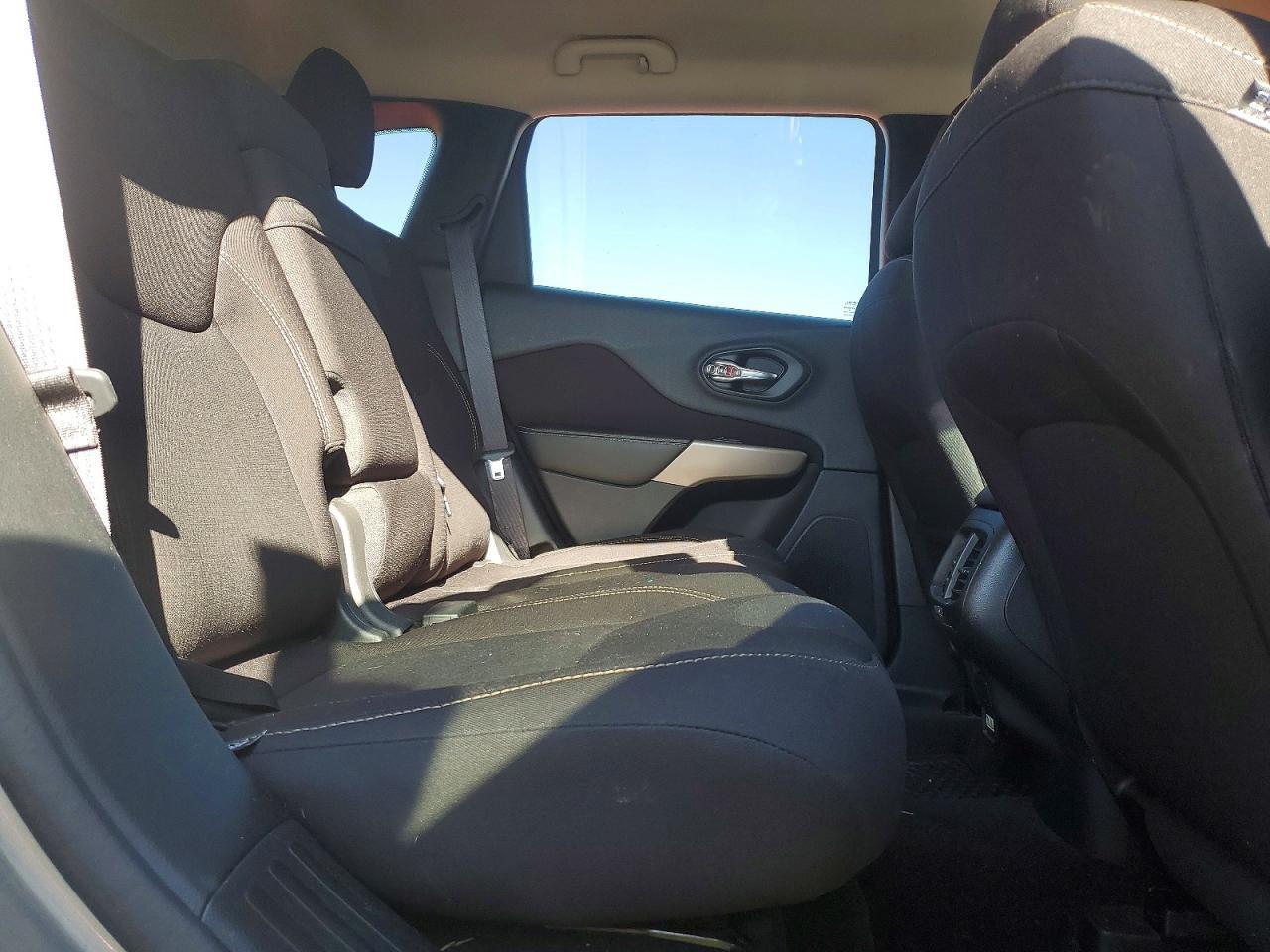2017 JEEP CHEROKEE