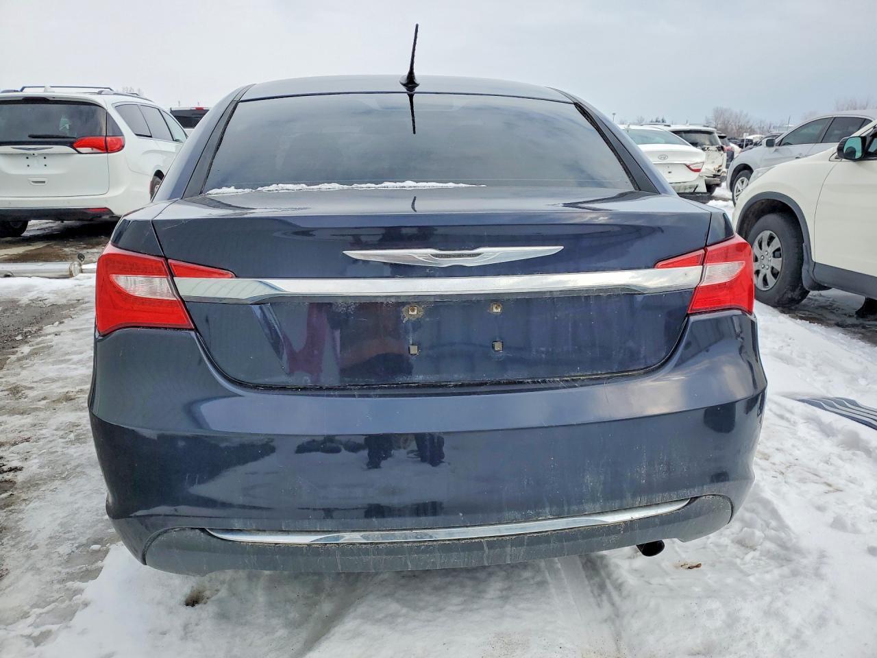 2012 CHRYSLER 200