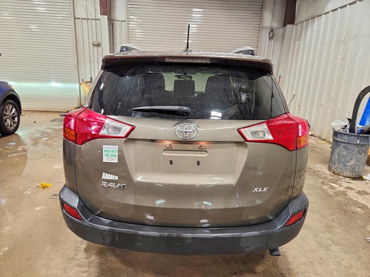 2015 TOYOTA RAV4