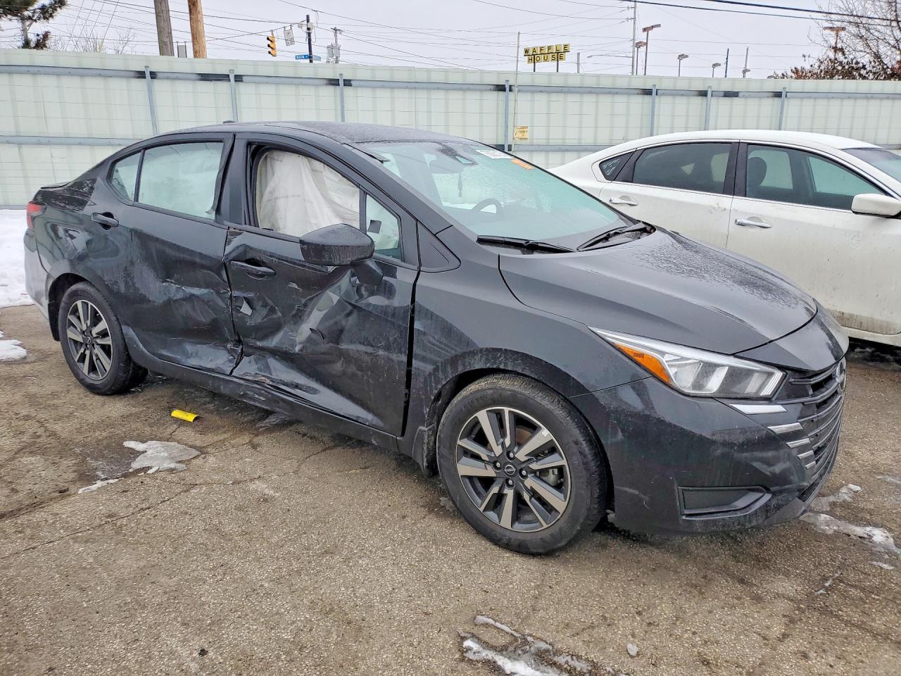 2024 NISSAN VERSA