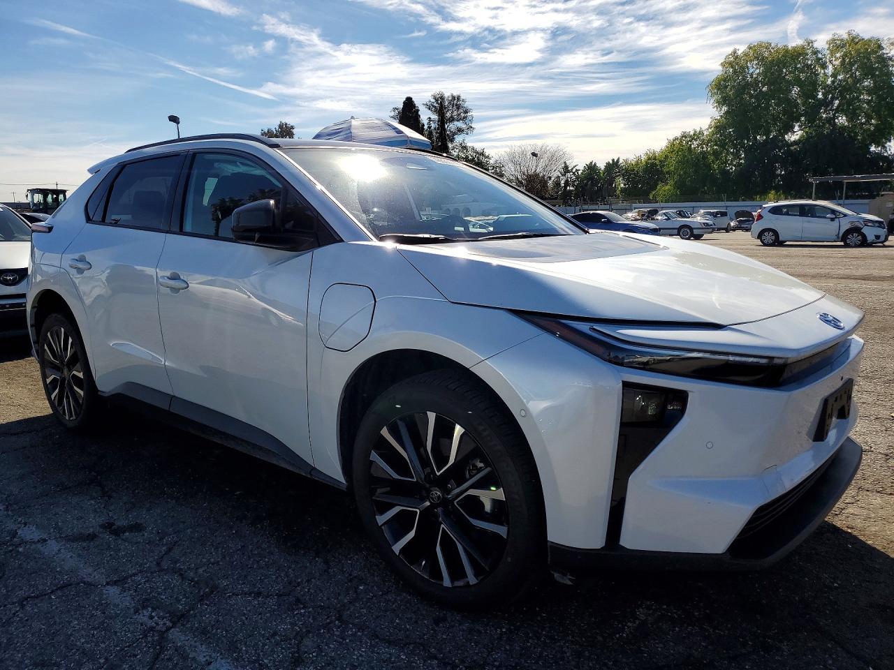 2026 TOYOTA Bz