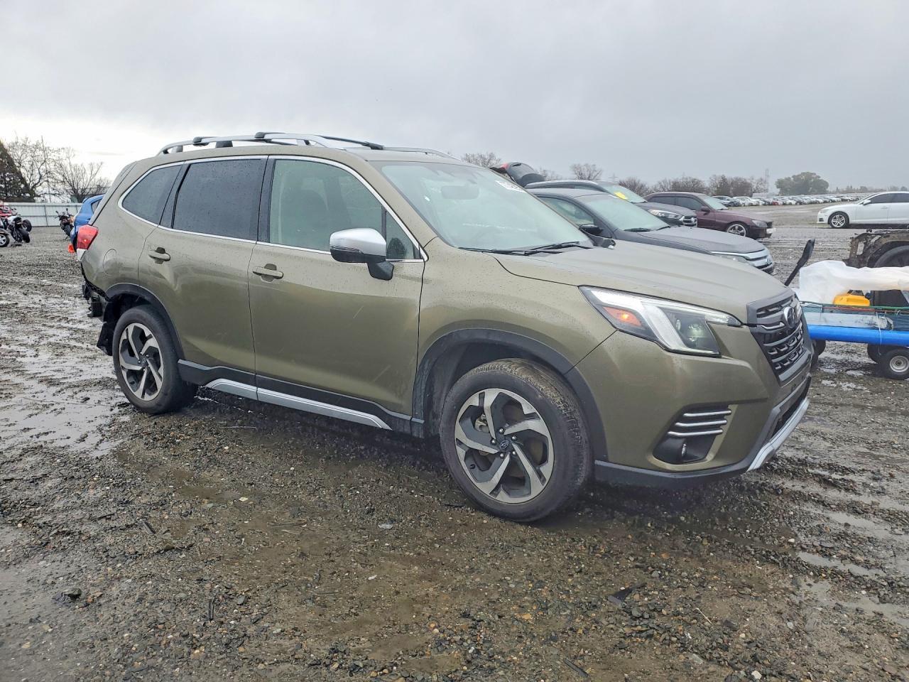 2024 SUBARU FORESTER