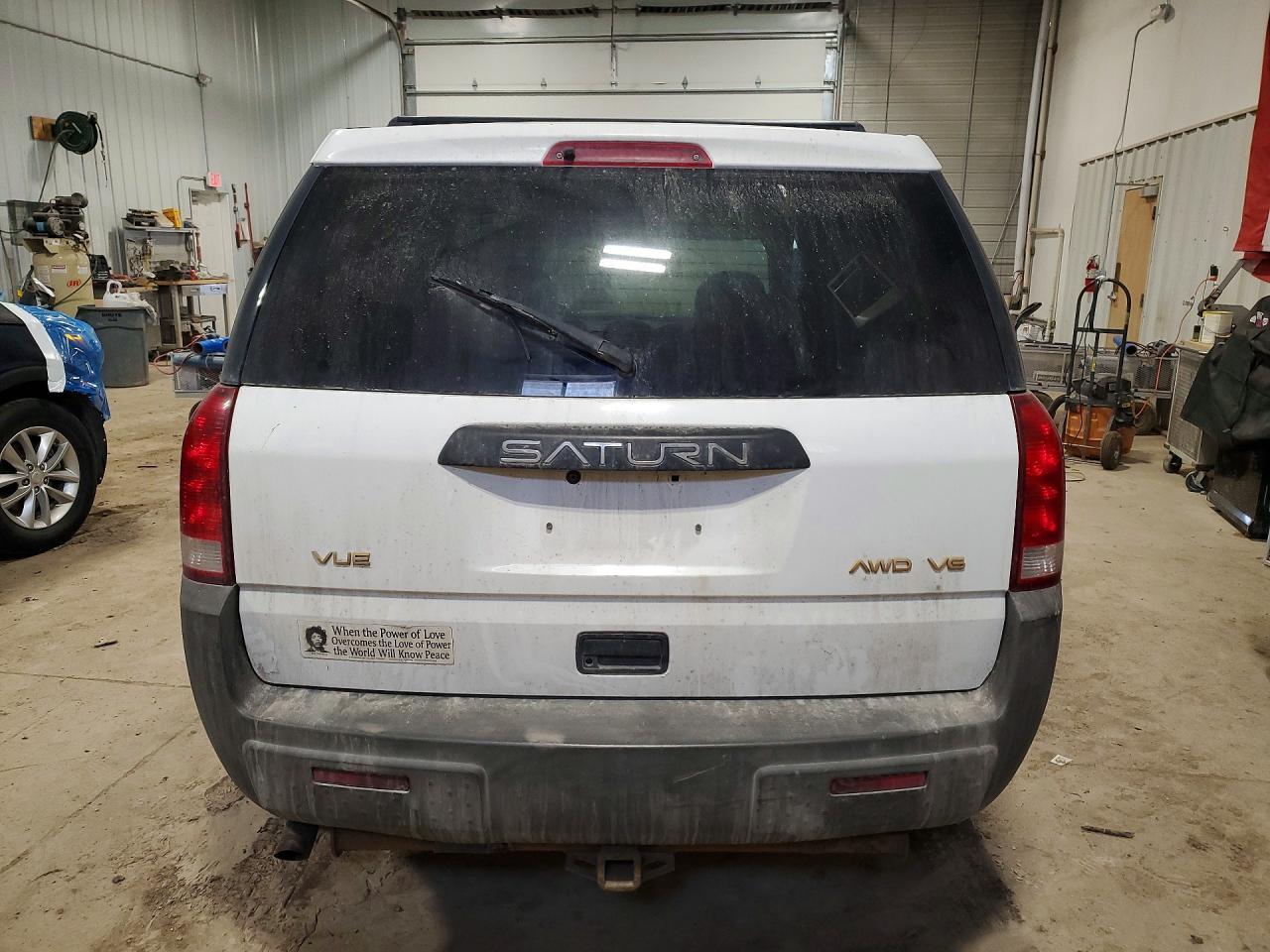 2004 SATURN Vue