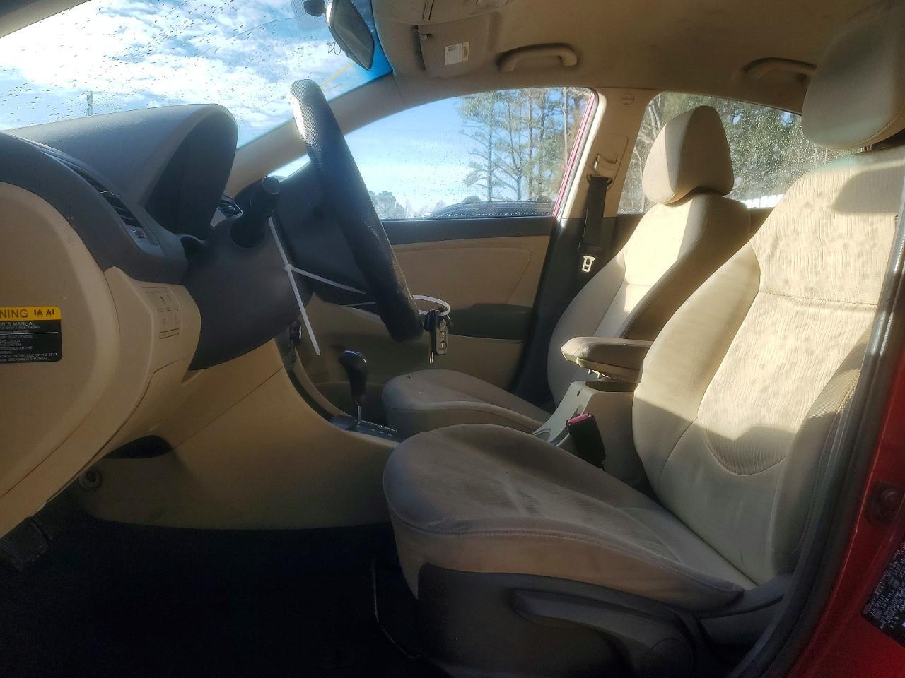 2013 HYUNDAI ACCENT