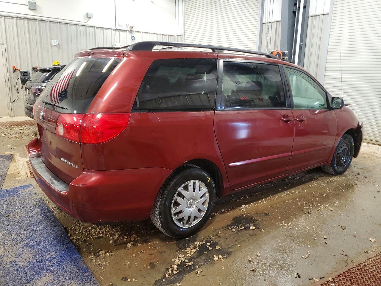 2008 TOYOTA SIENNA
