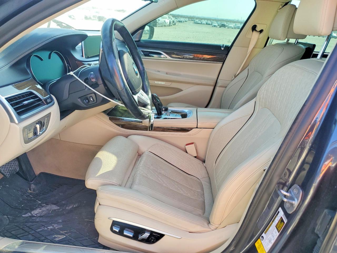 2016 BMW 7 series