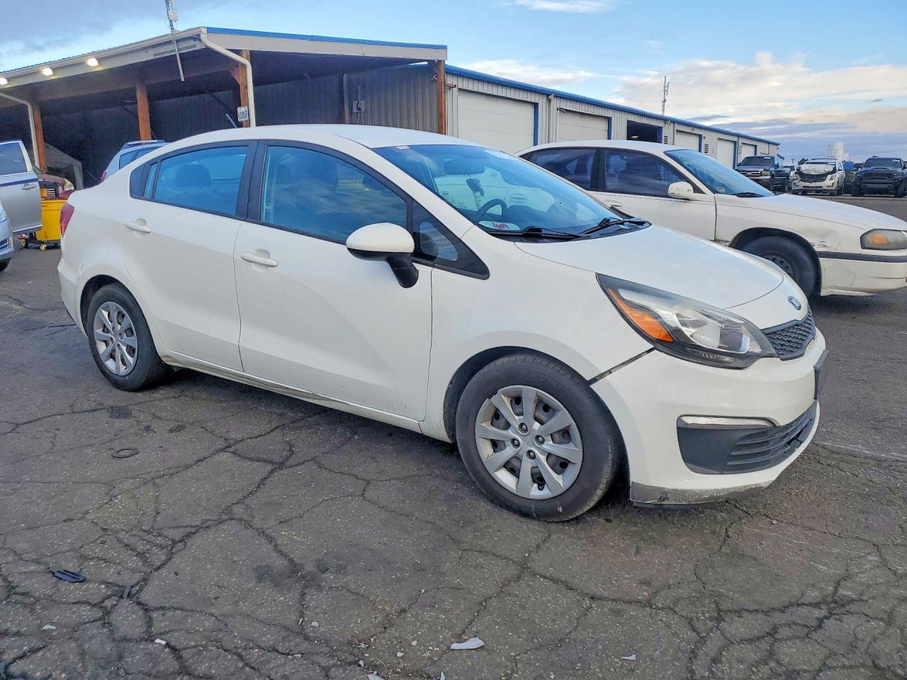 2017 KIA RIO