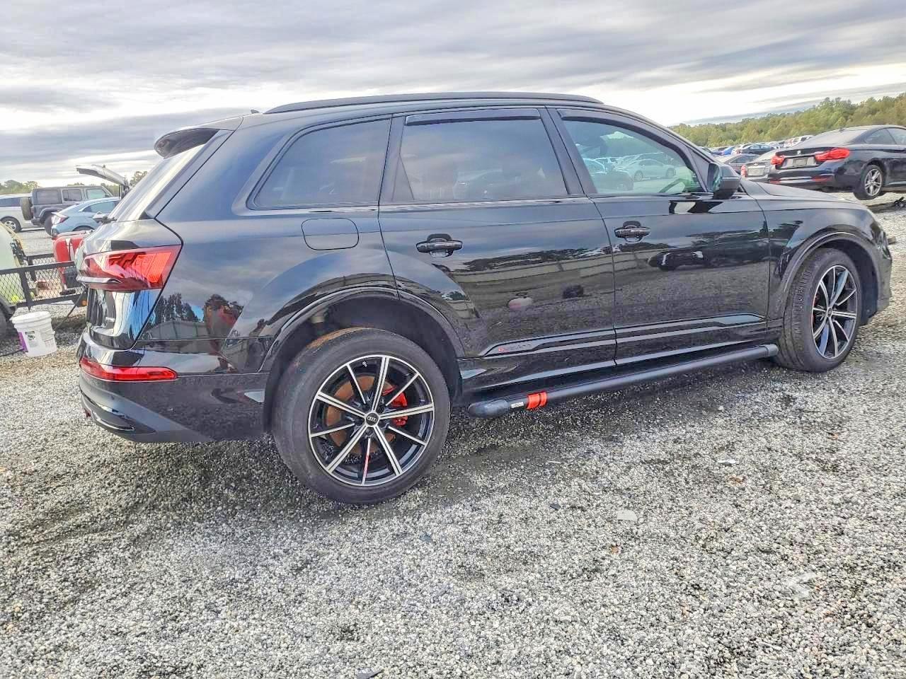 2024 AUDI Q7