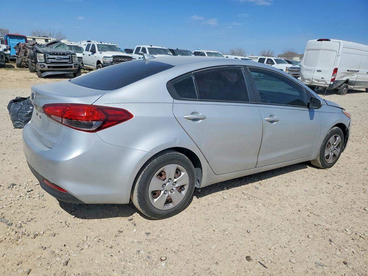 2018 KIA FORTE