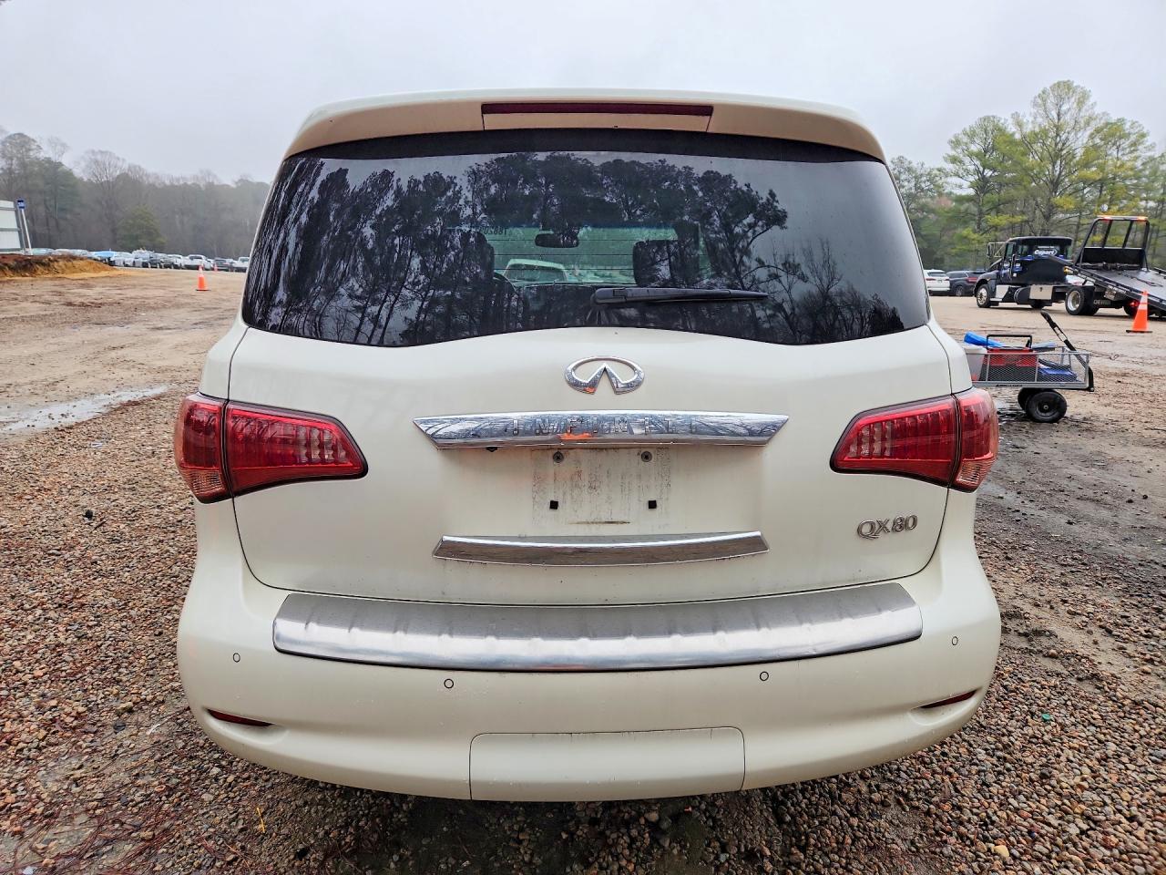 2017 INFINITI QX80