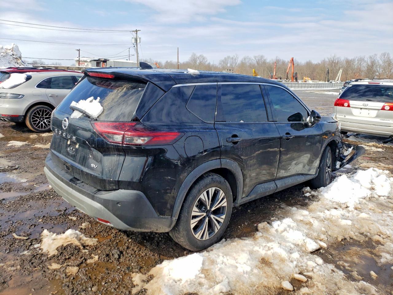 2021 NISSAN ROGUE
