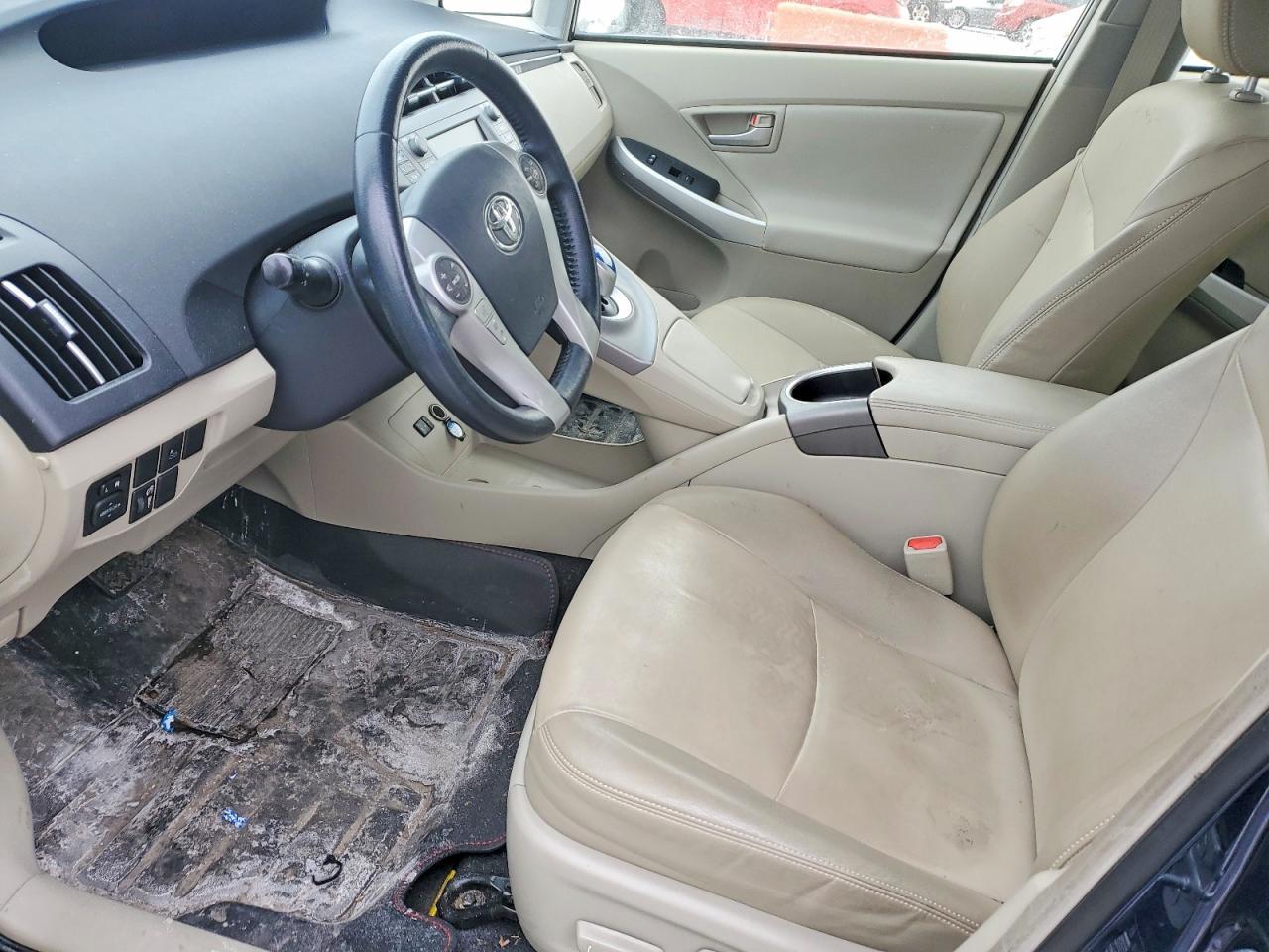 2015 TOYOTA PRIUS