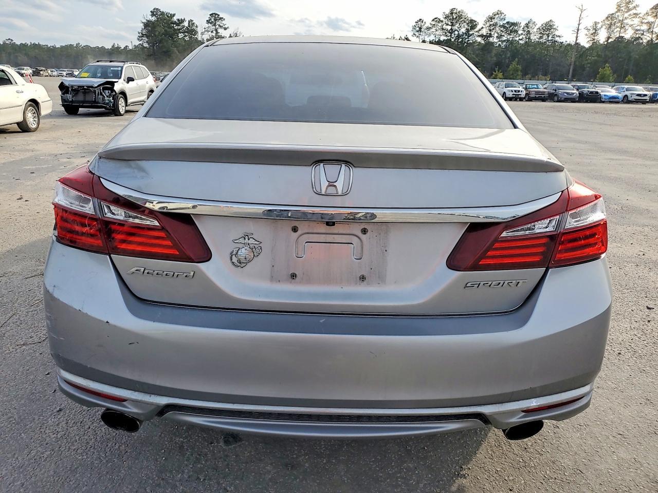 2017 HONDA ACCORD