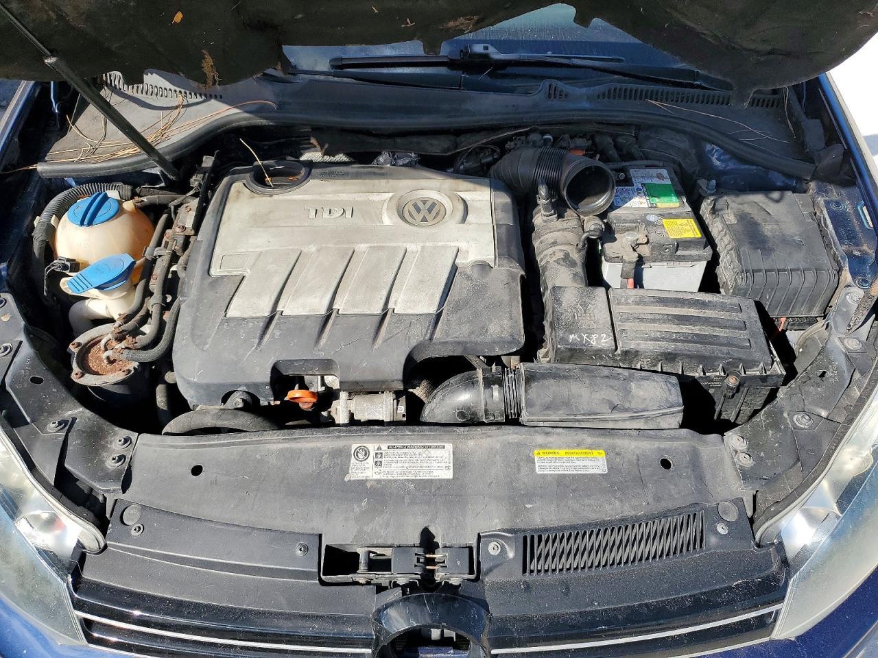 2013 VOLKSWAGEN JETTA