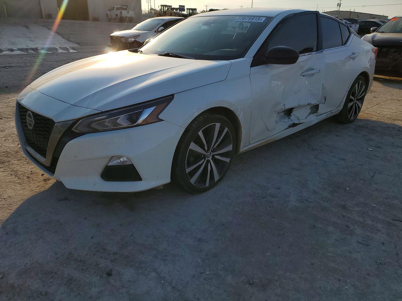 2022 NISSAN ALTIMA