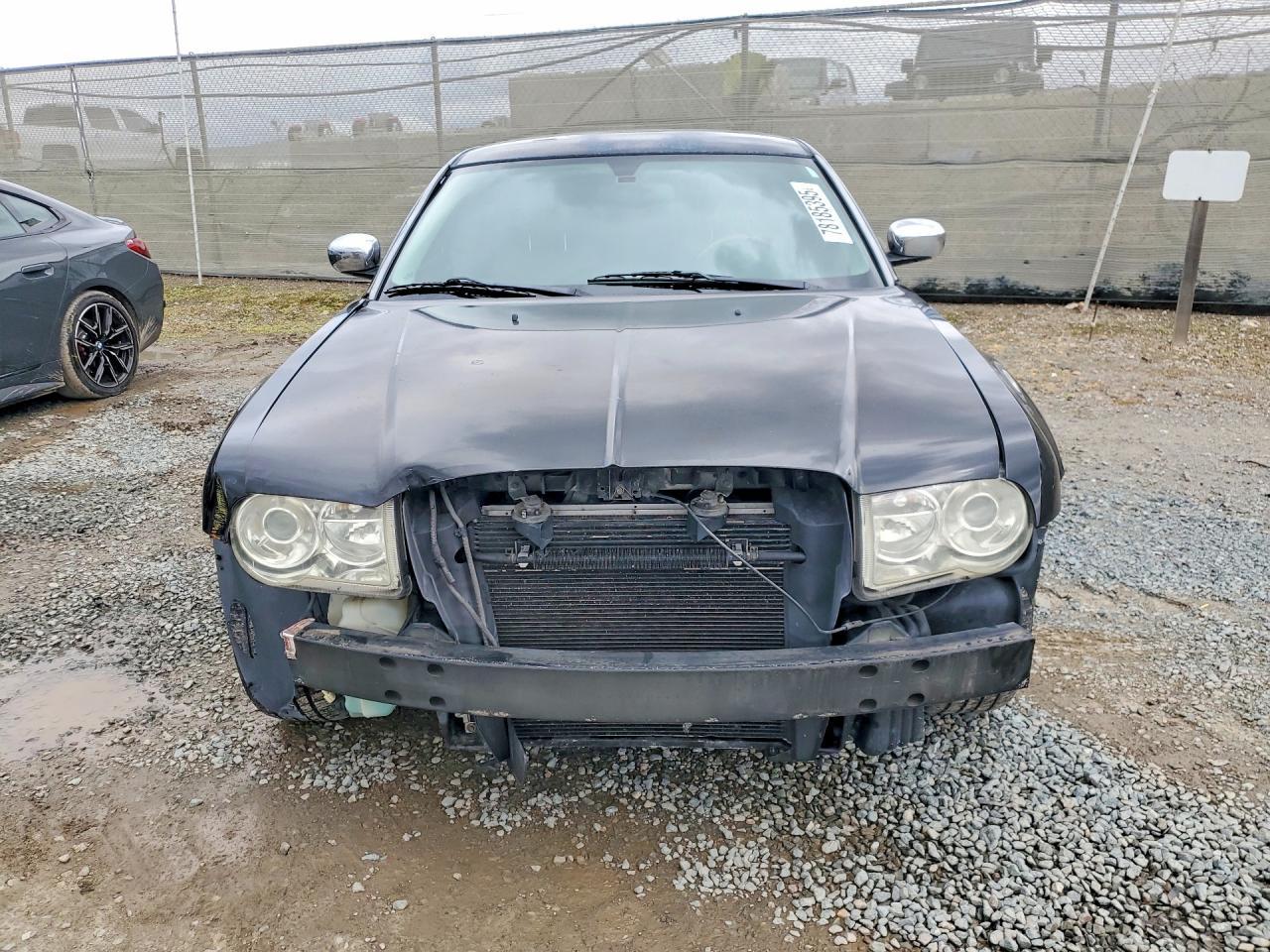 2005 CHRYSLER 300