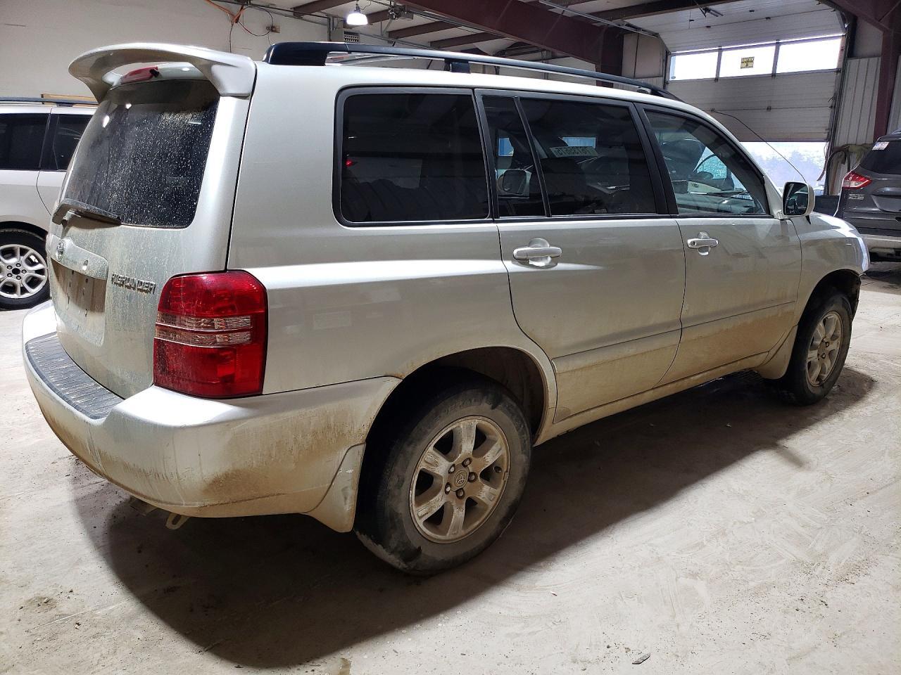 2003 TOYOTA HIGHLANDER