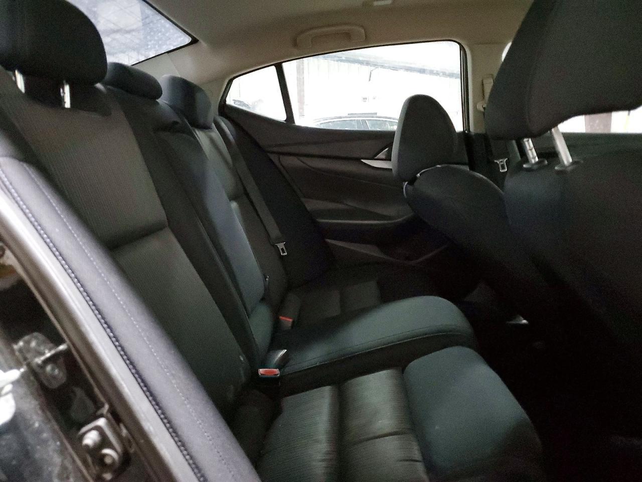 2016 NISSAN Maxima