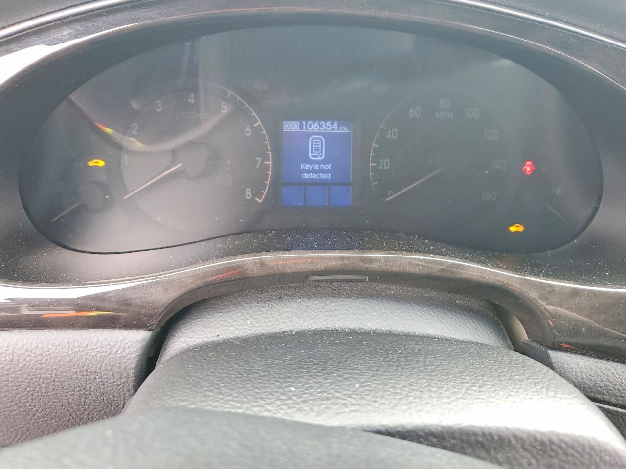 2013 HYUNDAI GENESIS